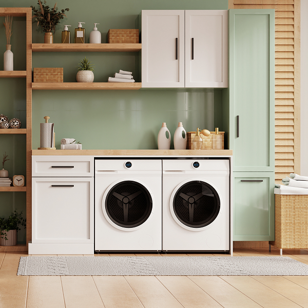 Twee droogkasten ge�ntegreerd in een moderne wasruimte.