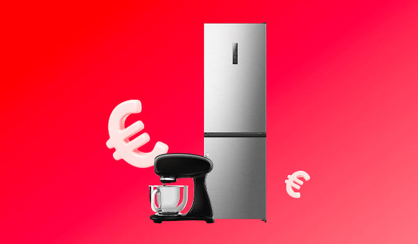 Un frigo am�ricain et une machine � laver sur un fond rouge