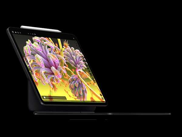 iPad Pro. Compacte krachtpatser. 