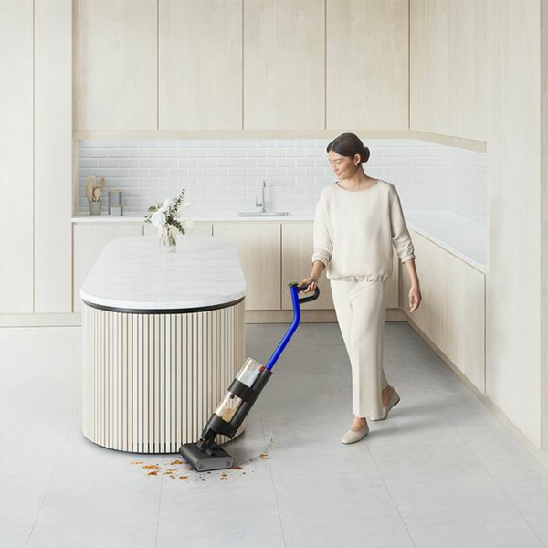 20250610_Dyson_Bloc_1.jpg