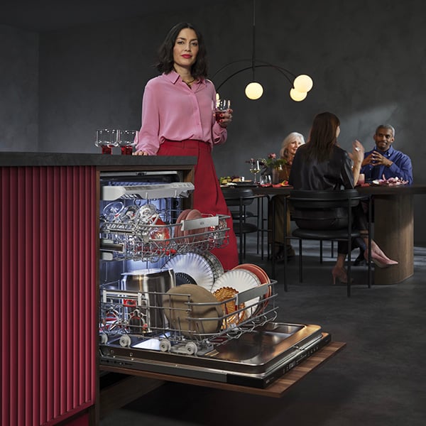 Un lave-vaisselle AEG XXL MAX